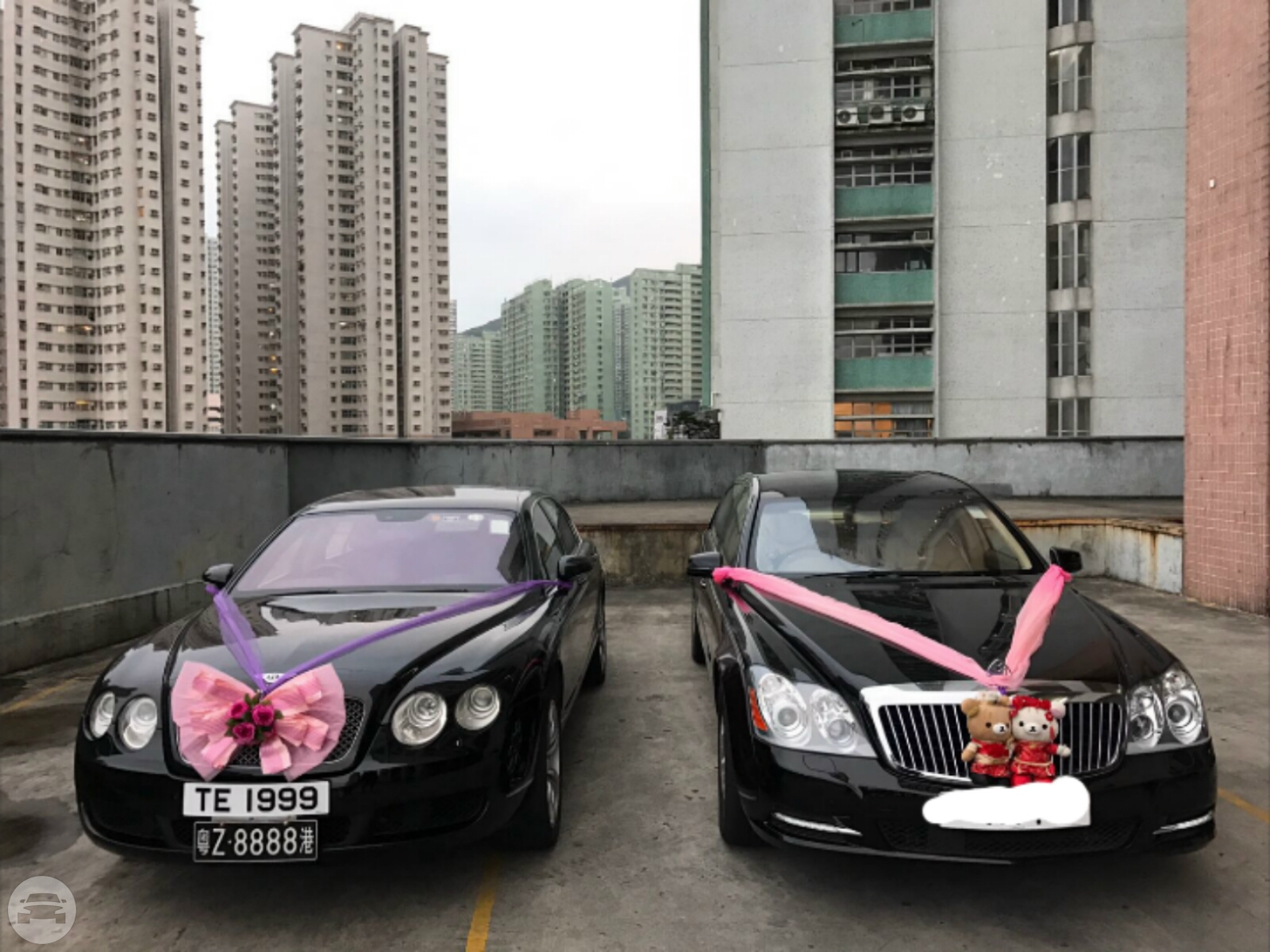 Bentley
Sedan /
Kowloon, Hong Kong

 / Hourly HKD 749.00
