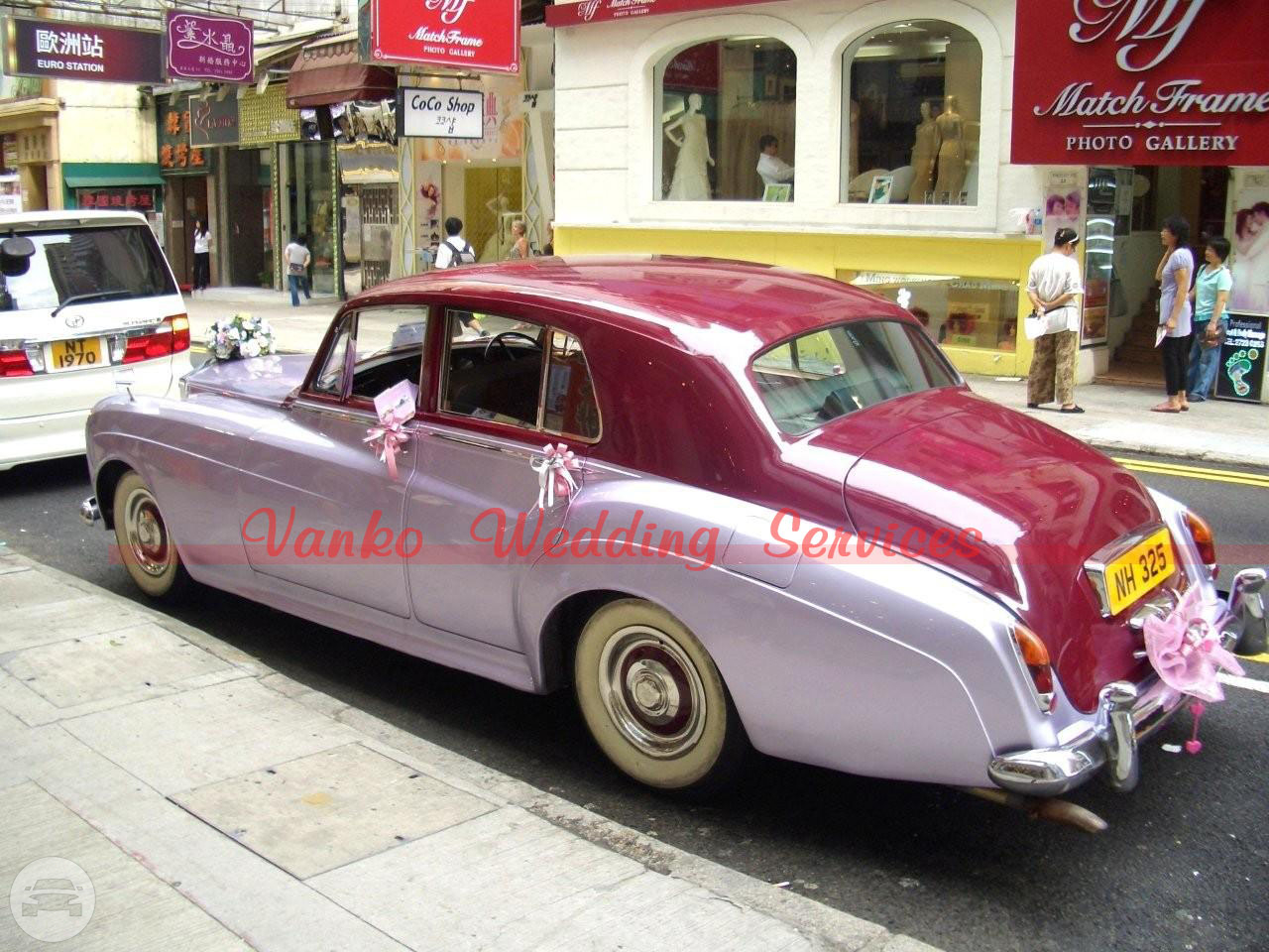 Rolls Royce - Lavender with Red Top
Sedan /
New Territories, Hong Kong

 / Hourly HKD 0.00
