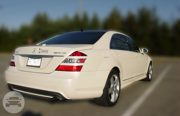 Mercedes Designo in Diamond White
Sedan /


 / Hourly HKD 0.00
