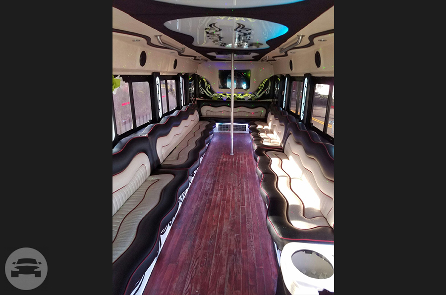 Party Bus - 30 Passenger (White)
Party Limo Bus /


 / Hourly HKD 0.00
