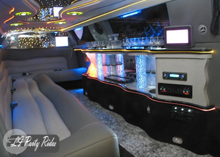 20 Passenger Escalade Jet Door
Limo /


 / Hourly HKD 0.00
