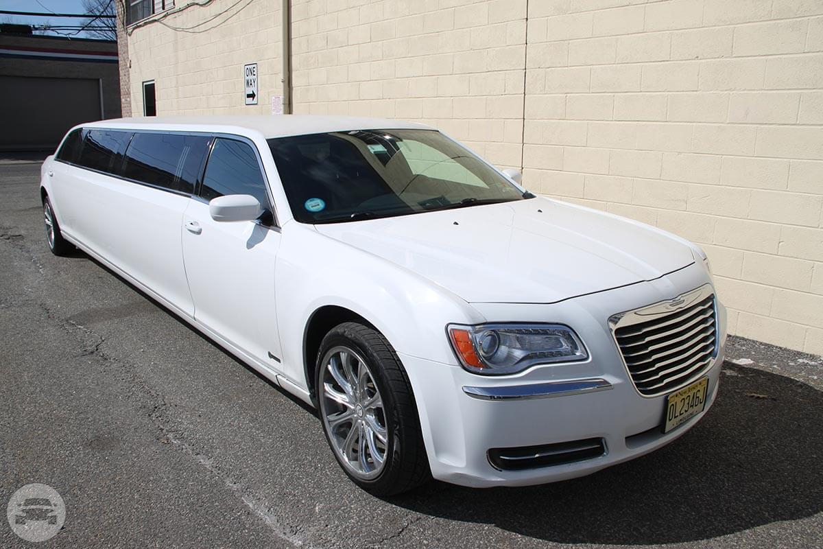 Chrysler 300 Stretch
Limo /


 / Hourly HKD 0.00
