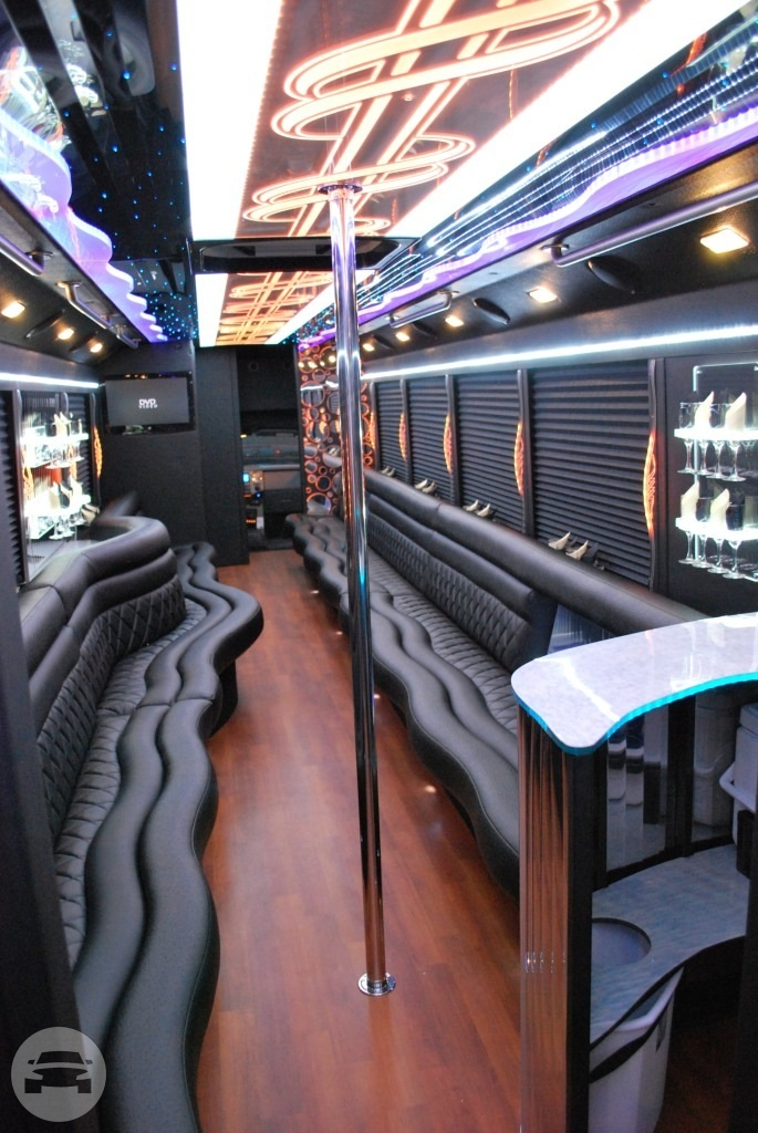 Party Bus 40 Pax
Party Limo Bus /


 / Hourly HKD 0.00
