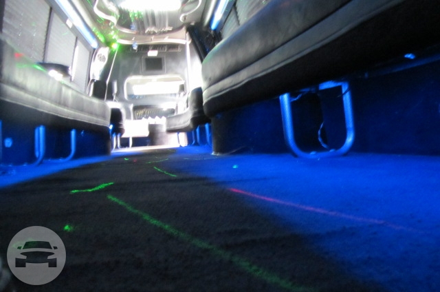 Krystal Party Bus 27 Passenger
Party Limo Bus /


 / Hourly HKD 0.00
