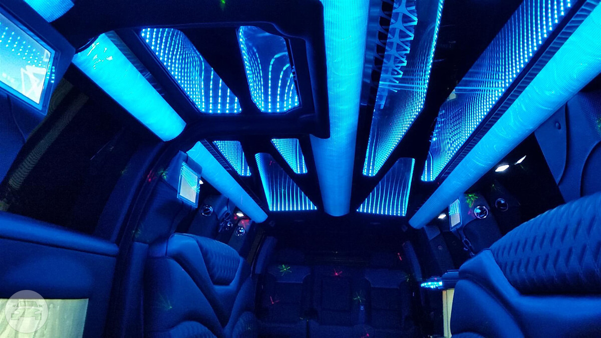 Denali Super Stretch
Limo /


 / Hourly HKD 0.00
