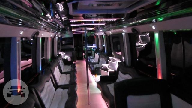 Prevost Party Bus 55 Passenger Lounge
Party Limo Bus /


 / Hourly HKD 0.00
