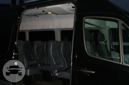 Mercedes Benz Sprinter Luxury Passenger Van
Van /


 / Hourly HKD 0.00
