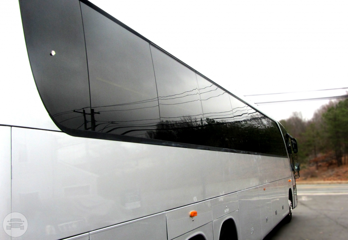 Setra Mercedes Coach Bus Silver 56 passenger
Coach Bus /


 / Hourly HKD 0.00
