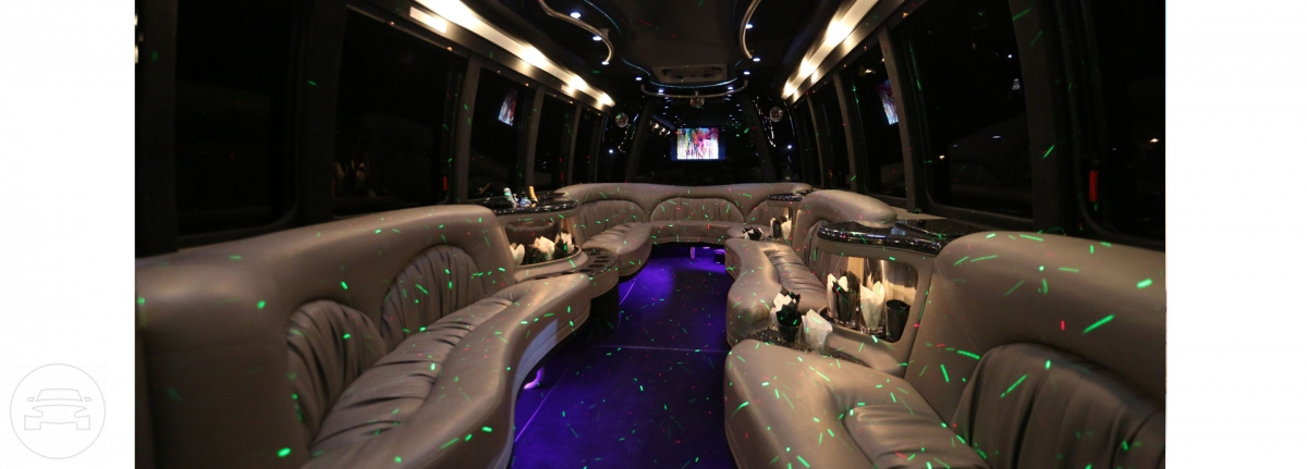 Ford Krystal
Party Limo Bus /


 / Hourly HKD 0.00
