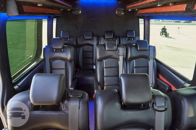 Wheelchair Accessible Mercedes Sprinter Limousine
Coach Bus /


 / Hourly HKD 0.00
