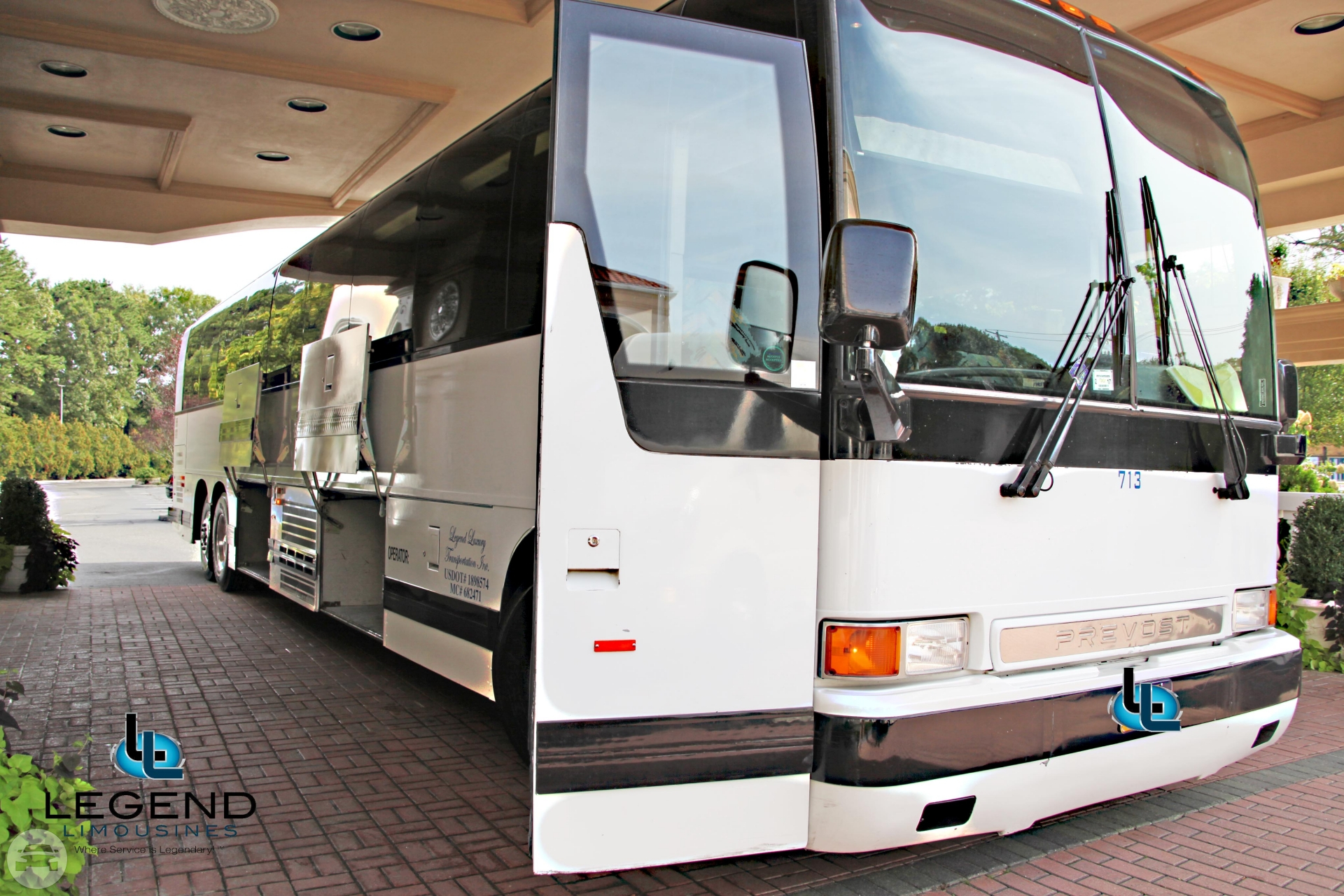 51-55 Passenger Coach Bus
Coach Bus /


 / Hourly HKD 135.00
