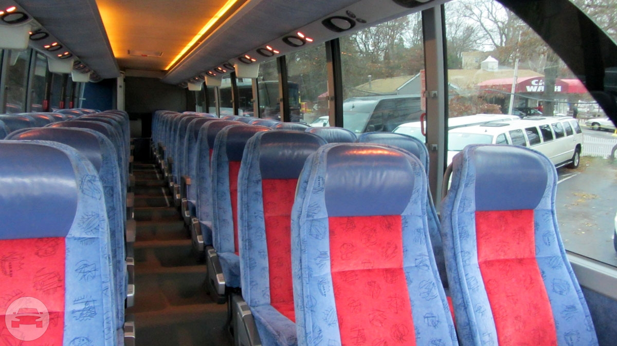 Setra Mercedes Coach Bus Silver 56 passenger
Coach Bus /


 / Hourly HKD 0.00
