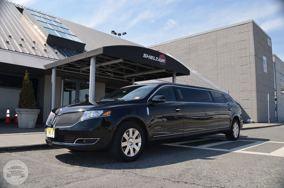 Lincoln MKT Limo
Limo /


 / Hourly HKD 0.00
