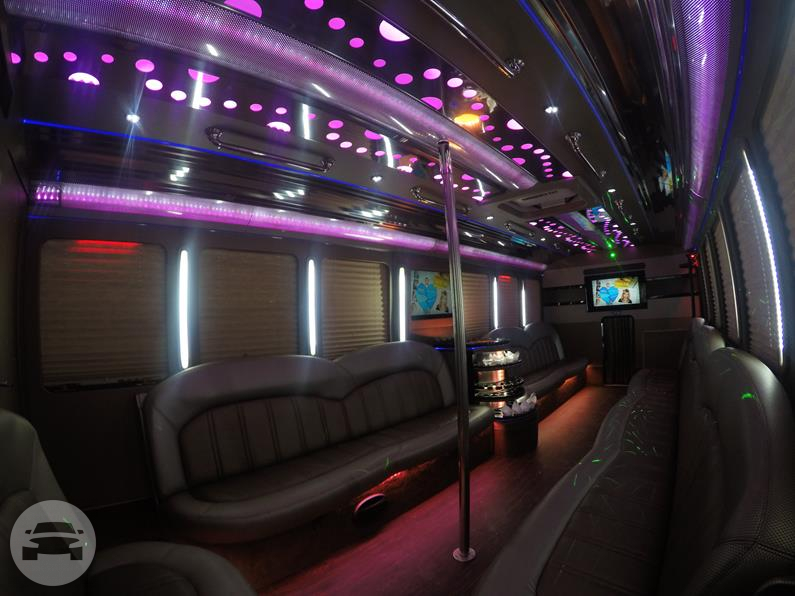 26 Passenger 2015 Ford Party Bus , Sofia
Party Limo Bus /


 / Hourly HKD 291.00
