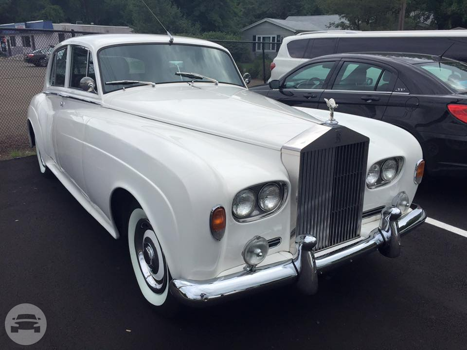 1964 Rolls Royce
Sedan /


 / Hourly HKD 0.00
