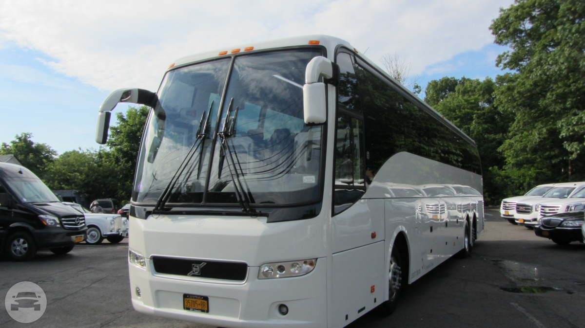 2016 Volvo 9700 56 Passenger Top Class Motorcoach
Coach Bus /


 / Hourly HKD 0.00
