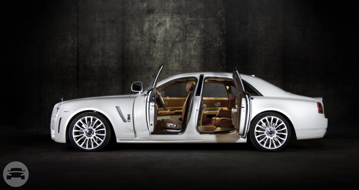 Rolls Royce Phantom
Sedan /


 / Hourly HKD 0.00
