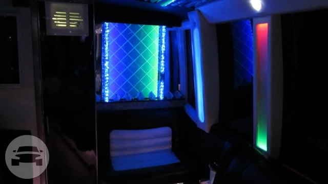 Prevost Party Bus 55 Passenger Lounge
Party Limo Bus /


 / Hourly HKD 0.00
