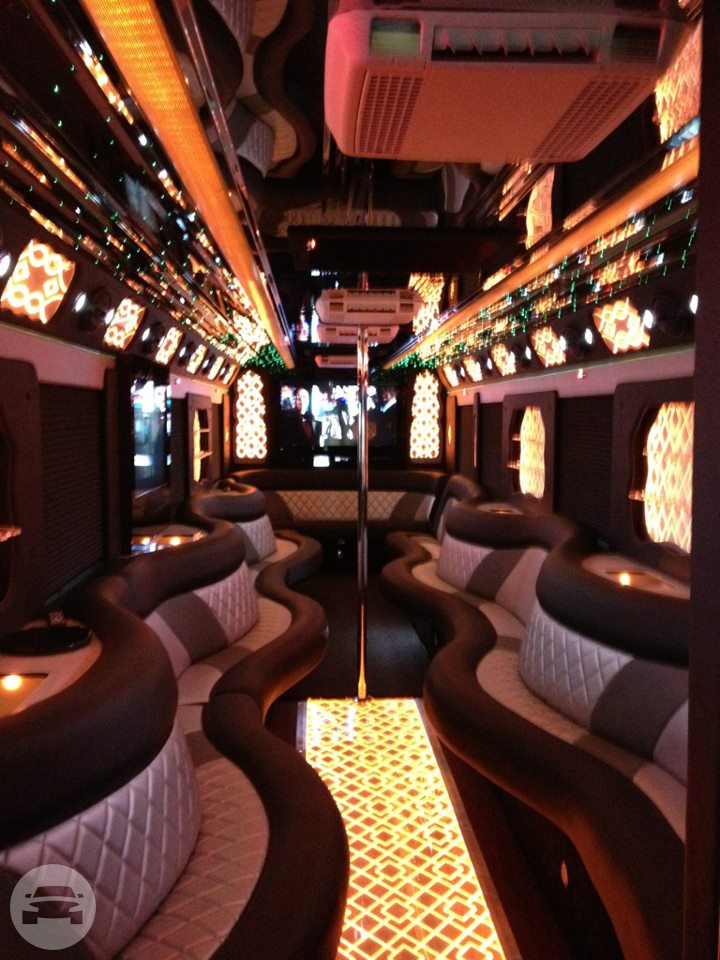 Party Bus (40 Passengers)
Party Limo Bus /


 / Hourly HKD 0.00
