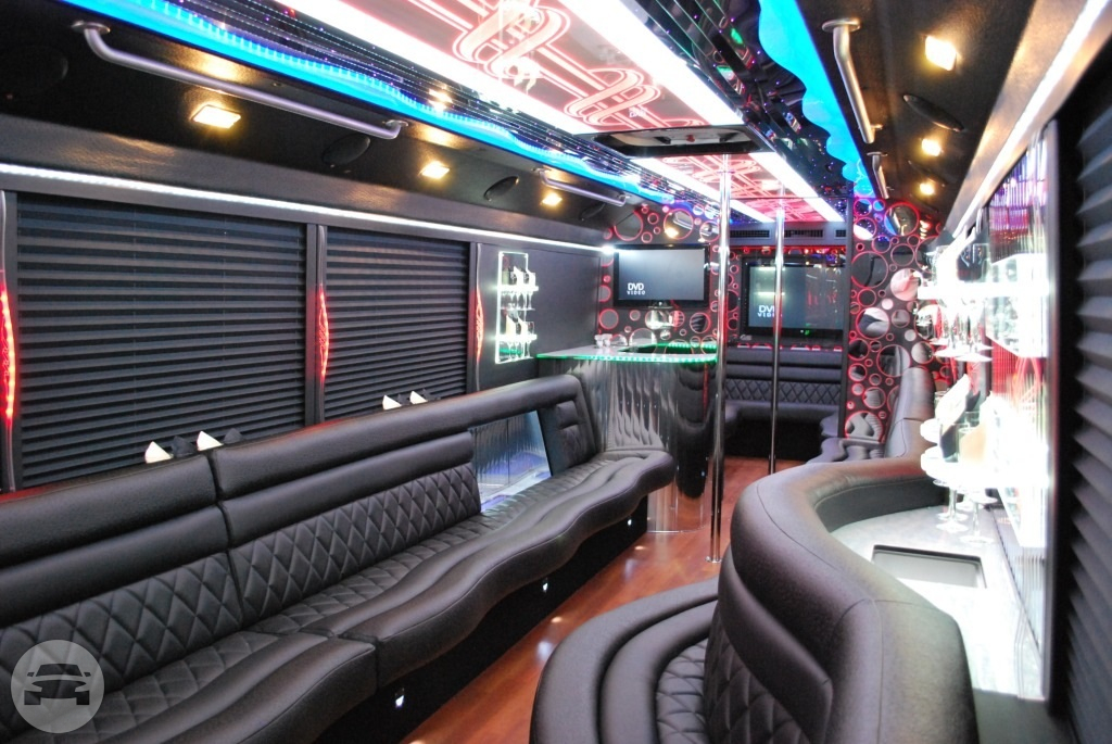 Party Bus - 40 Passenger
Party Limo Bus /


 / Hourly HKD 0.00

