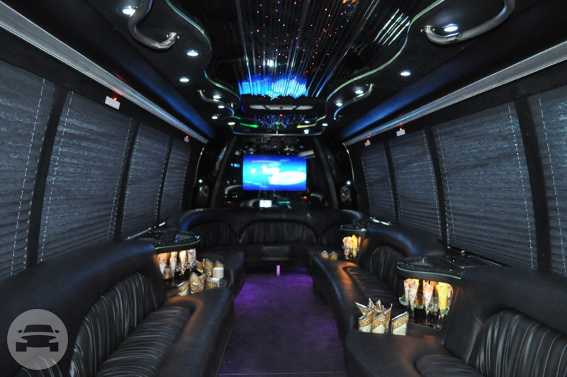 Party Bus - 28 Passenger
Party Limo Bus /


 / Hourly HKD 0.00

