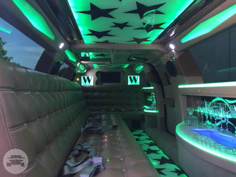Mercedes S550 Limousine
Limo /


 / Hourly HKD 0.00
