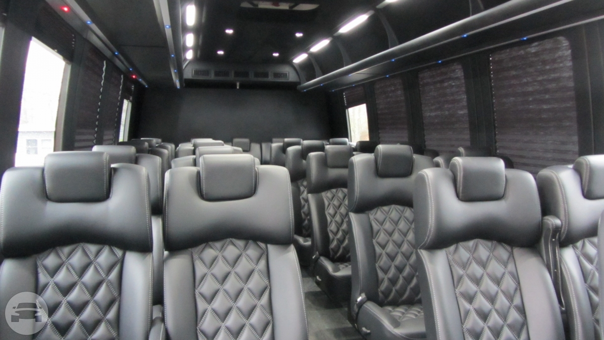 2016 Executive Luxury Shuttle 27 passenger
Coach Bus /


 / Hourly HKD 0.00
