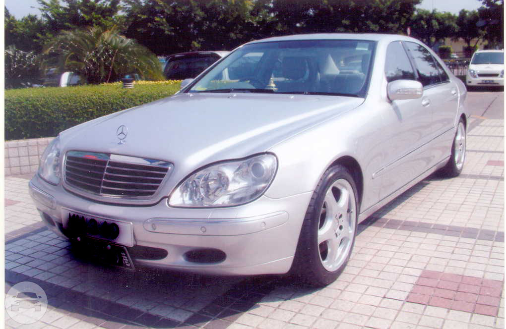 Mercedes Benz (S320-220 series) Silver
Sedan /
Hong Kong Island, Hong Kong

 / Hourly HKD 0.00
