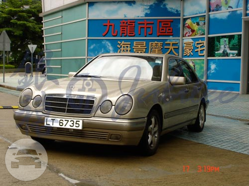 BENZ E-Class (Golden)
Sedan /
Central And Western District, Hong Kong

 / Hourly HKD 0.00
