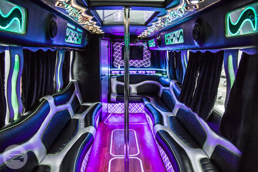 Galaxy Edition Party Bus - 50 Passengers
Party Limo Bus /


 / Hourly HKD 583.00
