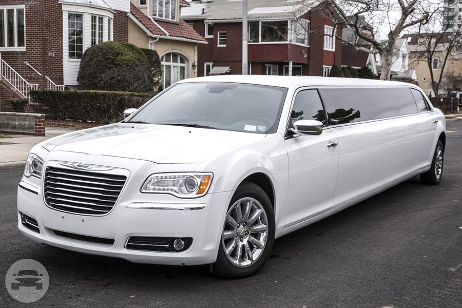 2014 Chrysler 300 Stretched Limo LQ
Limo /


 / Hourly HKD 100.00
 / Hourly HKD 120.00
