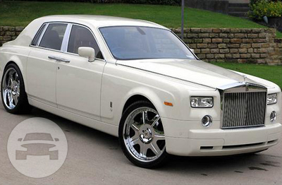 Rolls Royce Phantom Sedan
Sedan /


 / Hourly HKD 450.00
 / Hourly (Other services) HKD 400.00
